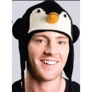 Knitted penguin hat 🐧